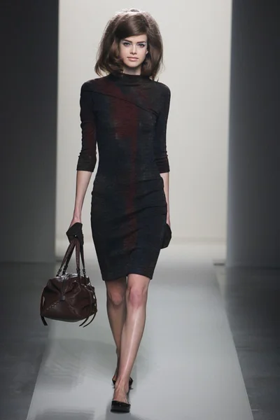 Look 3